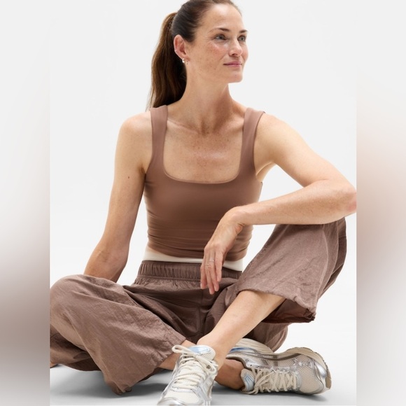 Athleta Other - NWT Athleta Transcend Square Neck Crop Auborn Bra Size Medium (A-C Cups)